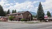 Swiss Chalet Motel