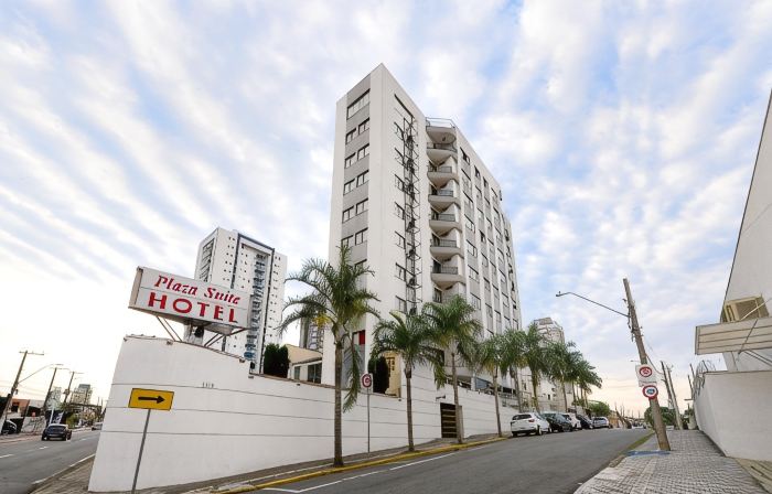 Plaza Suite Hotel