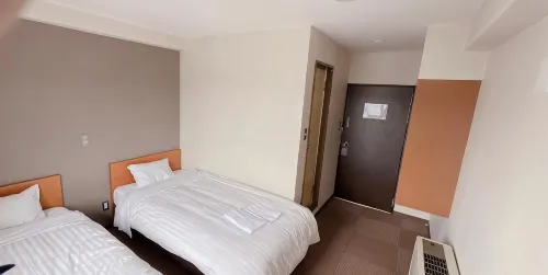 World Business Hotel - موقف سيارات