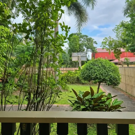 Grand Villa Laguna