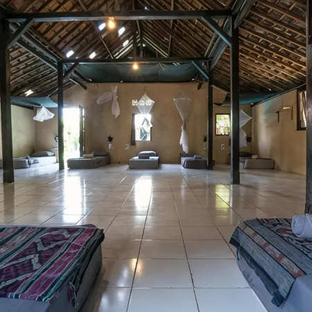 Losmanos Hostel