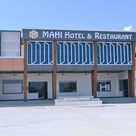 The Sky Comfort Hotel Mahi