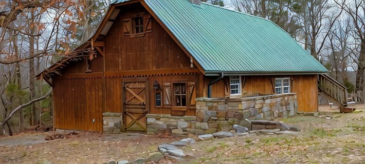 Once a Blacksmith shop, now a 3-bedroom cabin beauty in the heart of the Ozarks Hotels in Marion County