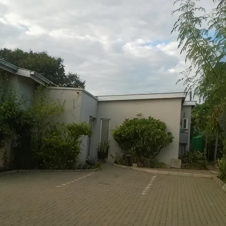 Comfort Palace Guesthouse Kasane
