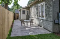 The Hansell House, your Downtown Thomasville Destination! Family + Pet Friendly! - キッチン