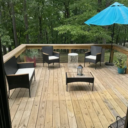2-bedroom condo in beautiful Fairfield Bay close to amenities.