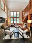 Purcell Woods Chalet – Sleeps 12 - Chalets