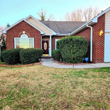 Charming 3-bedroom house with AC in Granite Quarry