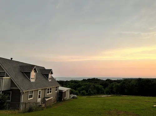 Relax and Unwind in a Home overlooking Lake Texoma - 4-Star