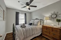 Cora Street Cottage