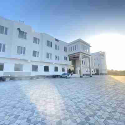 Hotel Anant Resort Hotel Exterior