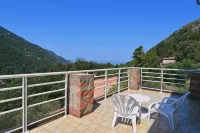 Hôtel Colombo- Porto Corse - con vistas a la montaña