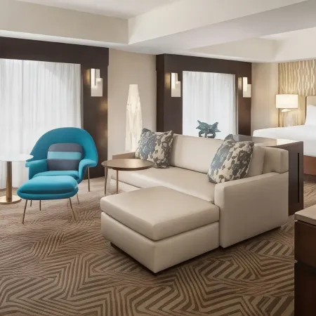 Renaissance Phoenix Downtown Hotel