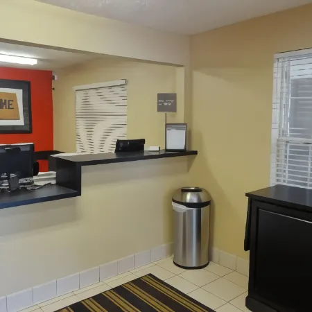 Extended Stay America Select Suites - Raleigh - Rdu Airport Отели в г. Сидар Форк
