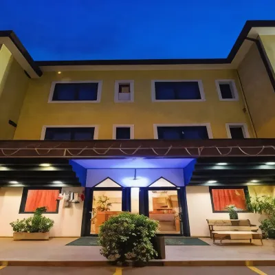 Hotel Nuova Mestre Hotels near IUSVE Mestre