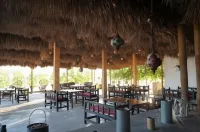 Sama Ras Al Jinz Resort - Aamiainen