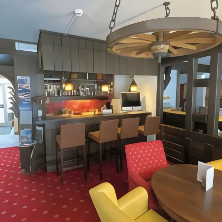Hotel Adonis