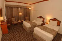 Hotel Mehran - 4 estrellas