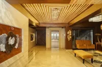Hotel Golden - I - parkir