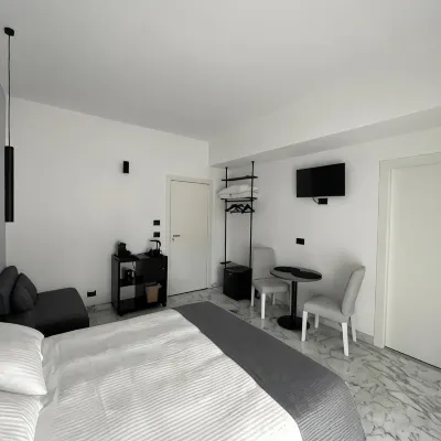 PANTA REI Camere di Charme e Spa Hotels near Ipogeo Genoviva