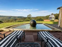 Zig ZAG Retreat - Perth Hills Home with Stunning Views and Infinity Pool - สระว่ายน้ำส่วนตัว