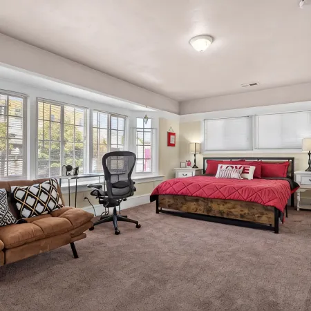 Spacious Home in the heart of the Bay