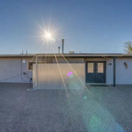 Private 2 Bedroom Mountain View Casita - Completely New in 2017 - Desert Setting