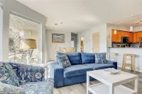 The Seacrest ~ 2 Bed & Bath by the Beach! - Apartments