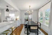 Location!! - The Davidson - Charming Home in Fayetteville Historic District - 4-Star