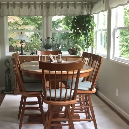 Lake Front House in Caryville with Private Dock, 5 minutes from I75 /Twin Cove!