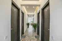 Gupta Residency Near Ajnara Heritage - 2 stjerner