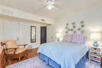 Midtown home with Pool Spa, fire pit, close to U of A, Restaurants, & Shopping - สระว่ายน้ำส่วนตัว