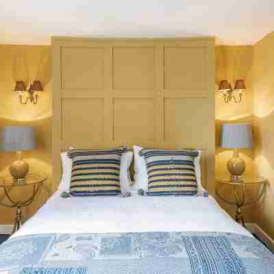 Spacious Luxury Georgian Townhouse in the heart of Bath Rooms