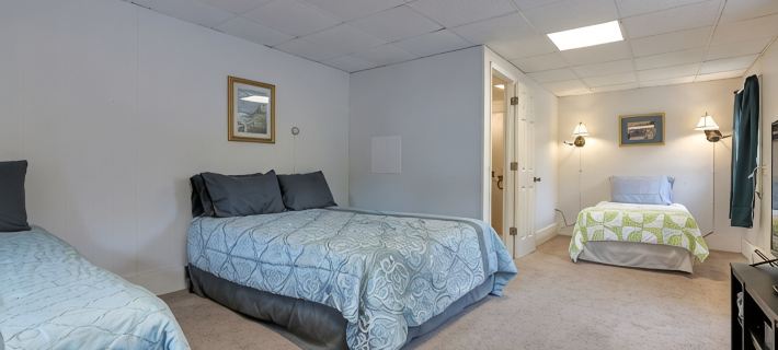 5BR 3 Bath-The Maine House@Twin Hills Cottages Hotele w: Ellsworth