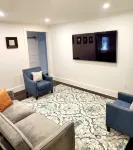 Comfortable and conveniently located. - Apartments