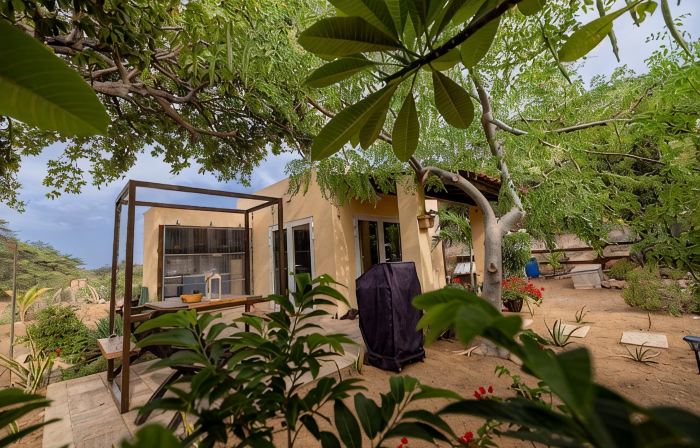 Off grid living! Enjoy and love the Nature!
