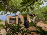 Off grid living! Enjoy and love the Nature! Hotels in Savaneta