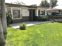 Central Encinitas, 1.4 Miles from Beach - 3つ星