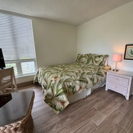Relaxing Tropical Getaway at The Cliffs resort - Sleeps 5