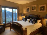 Luxury Ski-in/Ski-out Arrowleaf at Empire Pass Sleep 6 - อ่างจากุชชี่