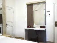 Bj. Perdana Hotel & Resort Hotels in Pasuruan