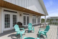 Gulf Views-Near Henderson-Heated Spa-Sleeps 16 +Owner's Quarters ADD on Option - Private Pool