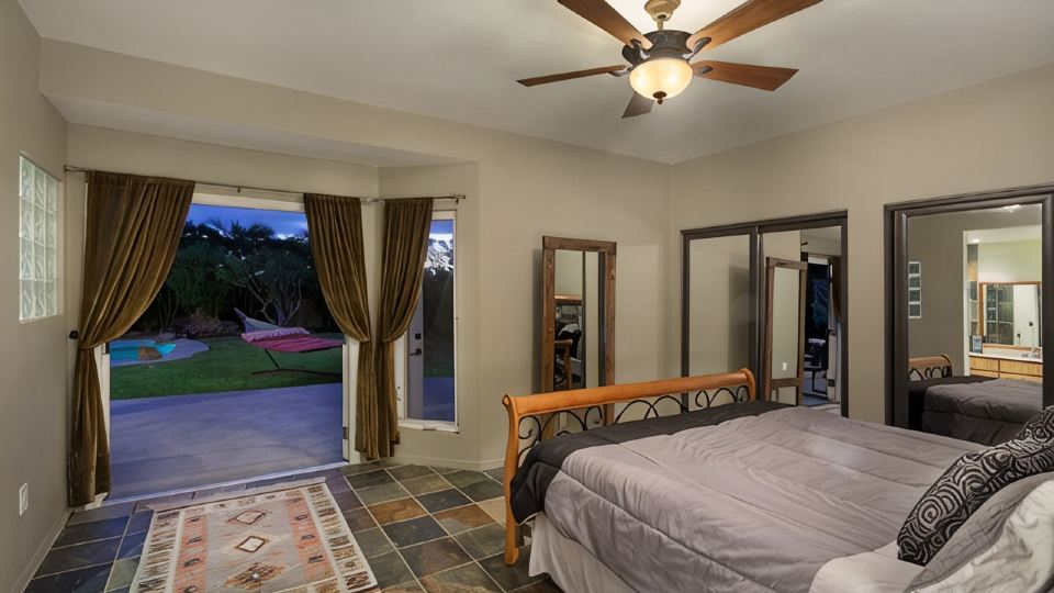 Big Family Home, Heated Pool, Yard, Lanai's, Views, Location! Air Conditioning
