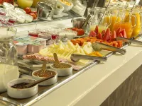 JP Palace Hotel - breakfast