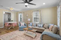 Cottage Row: Daphne - 4-Star
