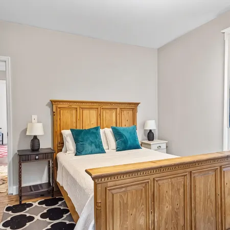 Nooga Nest - Charming 4BD, 2BA - 8 Mins From Downtown
