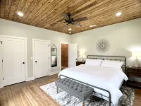 Luxury Home Near Crater of Diamonds 3 King Beds 2 Full BathsSleeps 7 - Wifi