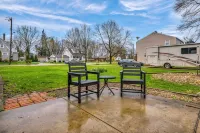 New! Renovated 1BR w/ King: Modern Comfort - 3-Star