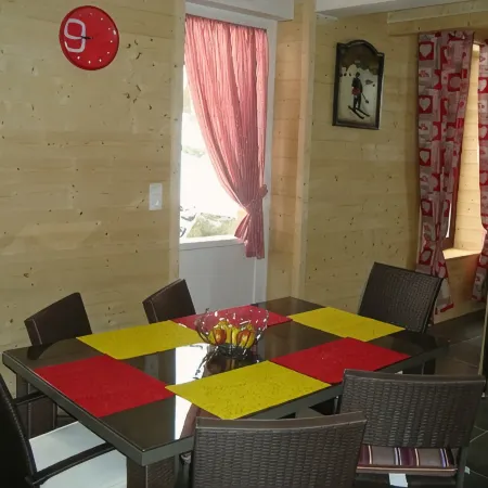 4-people apartment near center, lake, ski