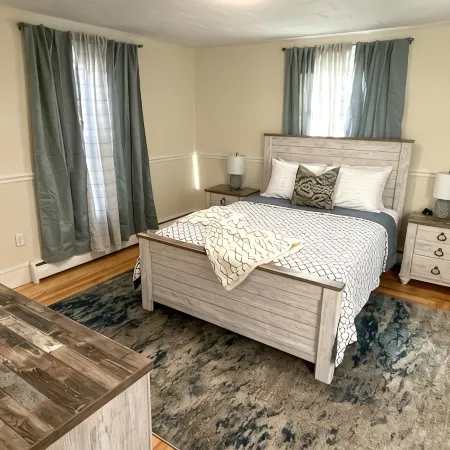 3B apt Downtown Ipswich
